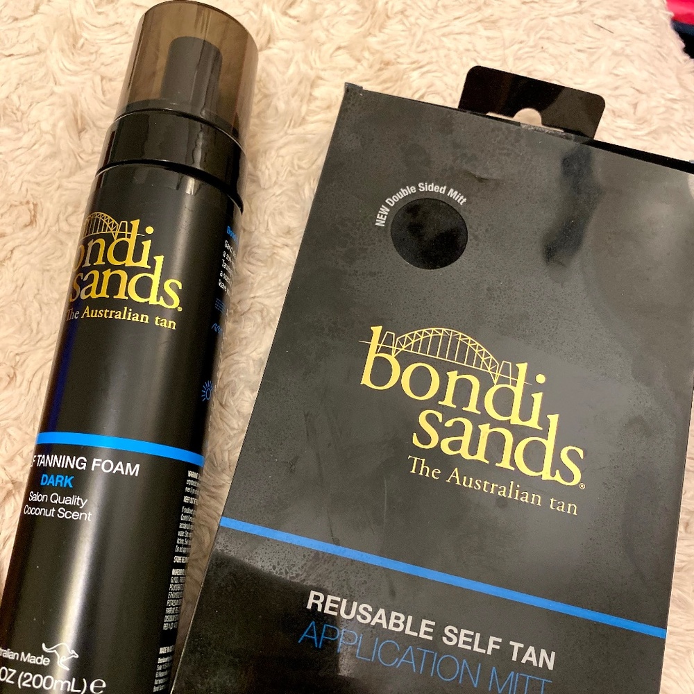 Tanning foam (dark) with reusable application mitt